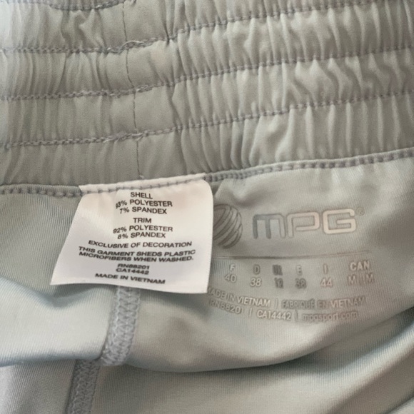 Short - Picture 3 of 3